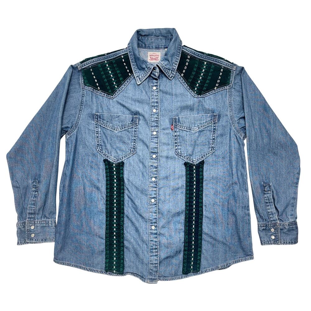 Vintage Levi’s Western Denim Shirt Medium Pearl Snap Yoke Aztec Patchwork